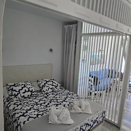 Bluemarine Tenerife Apartment