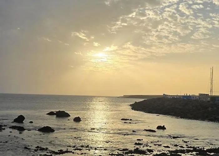 Bluemarine Tenerife * طوستا ديل سيلونثيو